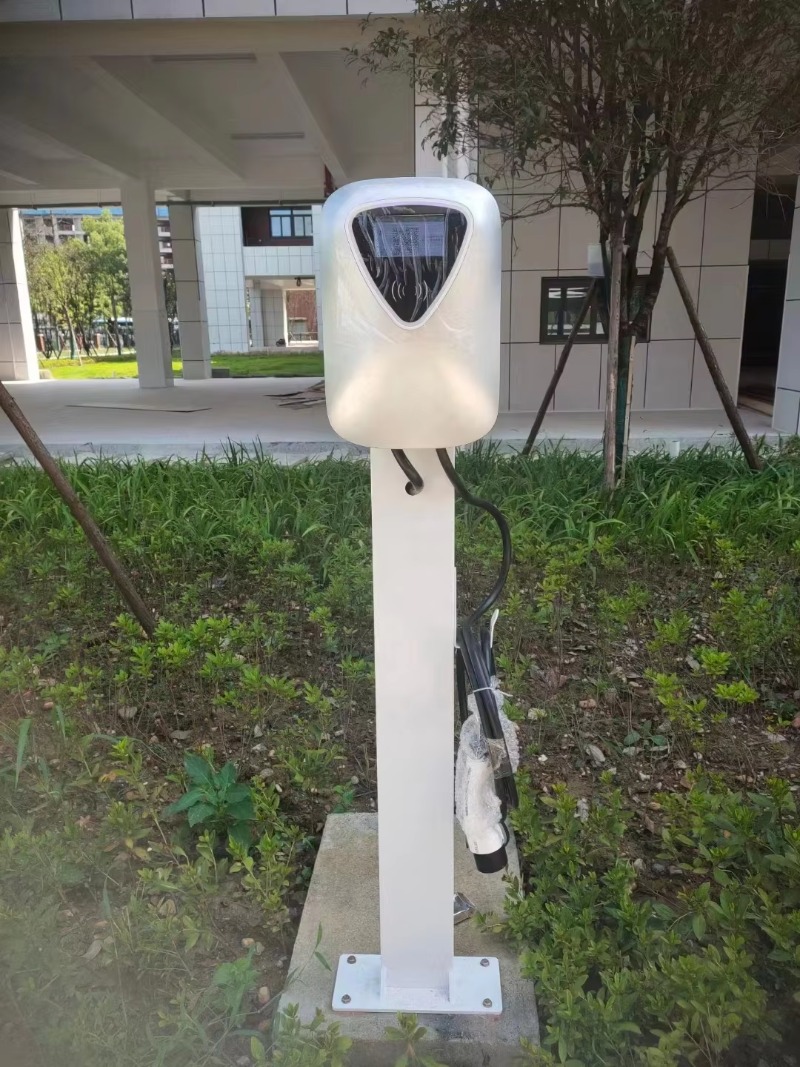 Caricabatterie Mobile per Veic - Ev Charger recensione e prezzo