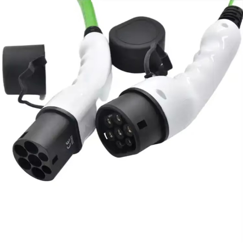 Connettore di ricarica per vei - Type 2 Charger recensione e prezzo