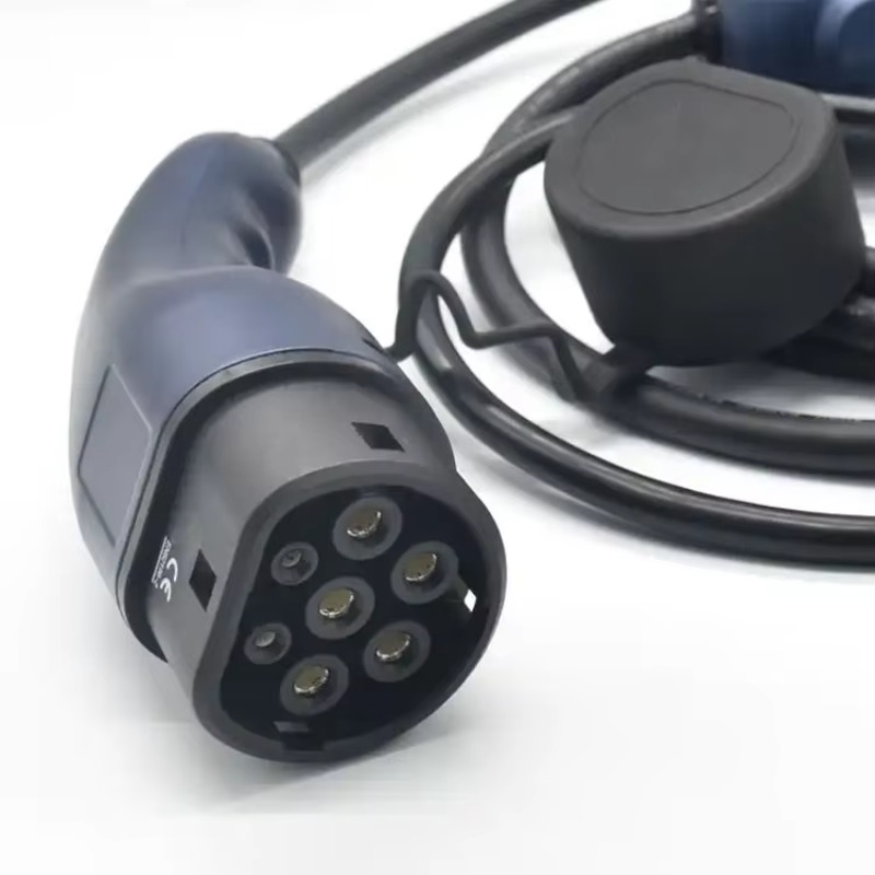 Caricatore EV Portatile Monofa - Type 2 Charger recensione e prezzo