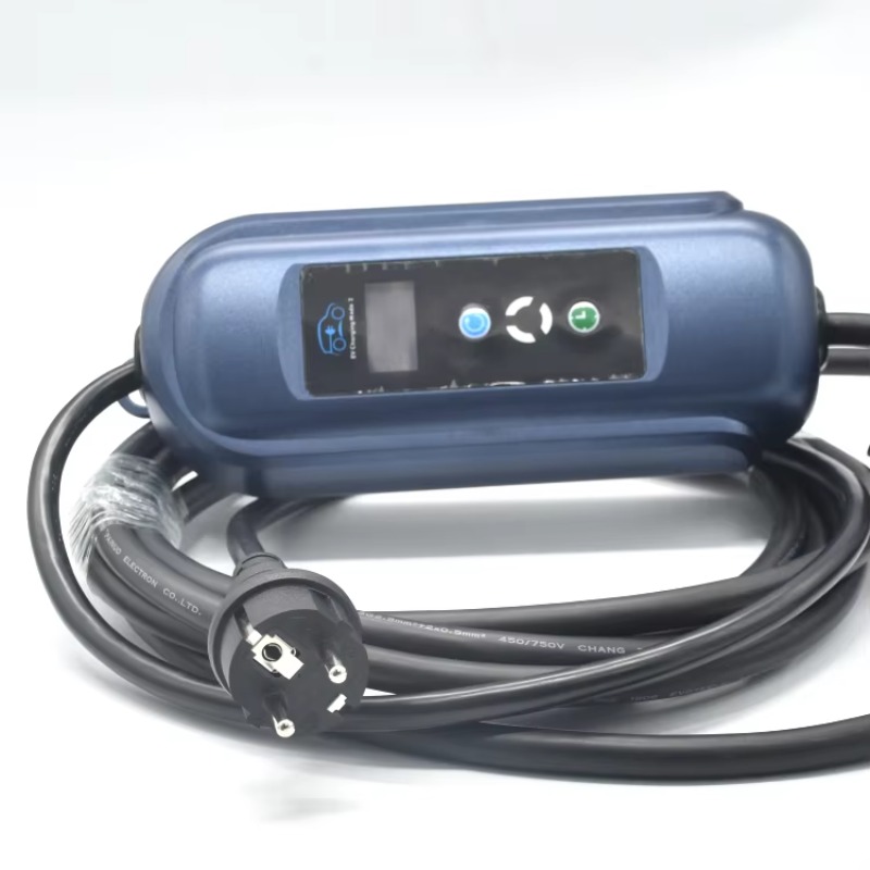 Caricatore EV Portatile Monofa - Type 2 Charger recensione e prezzo